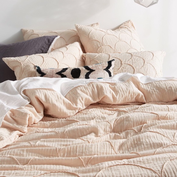 Anthropologie Other - Anthropologie Textured Riji King Duvet Cover